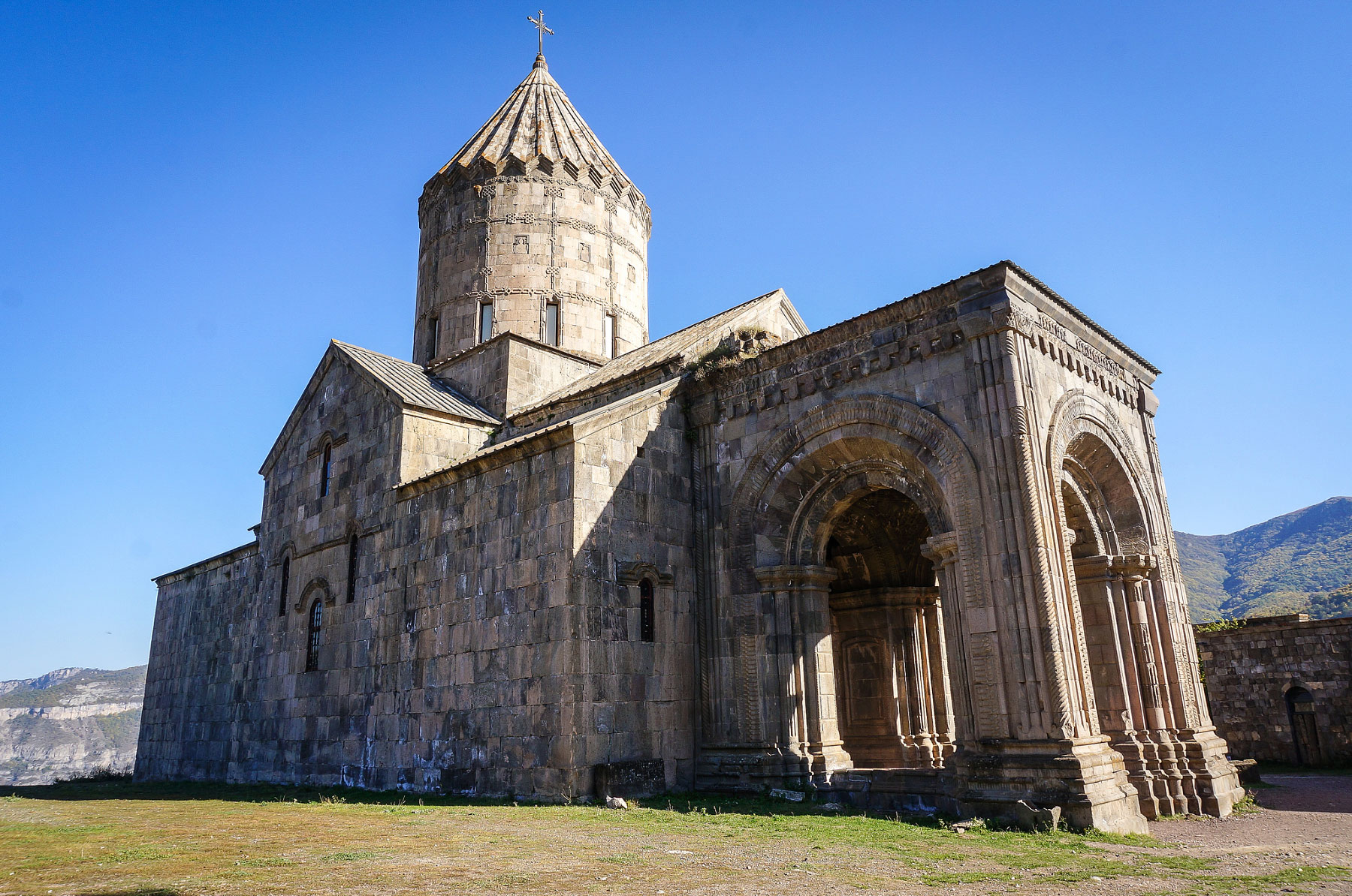 Yerevan (Ереван)